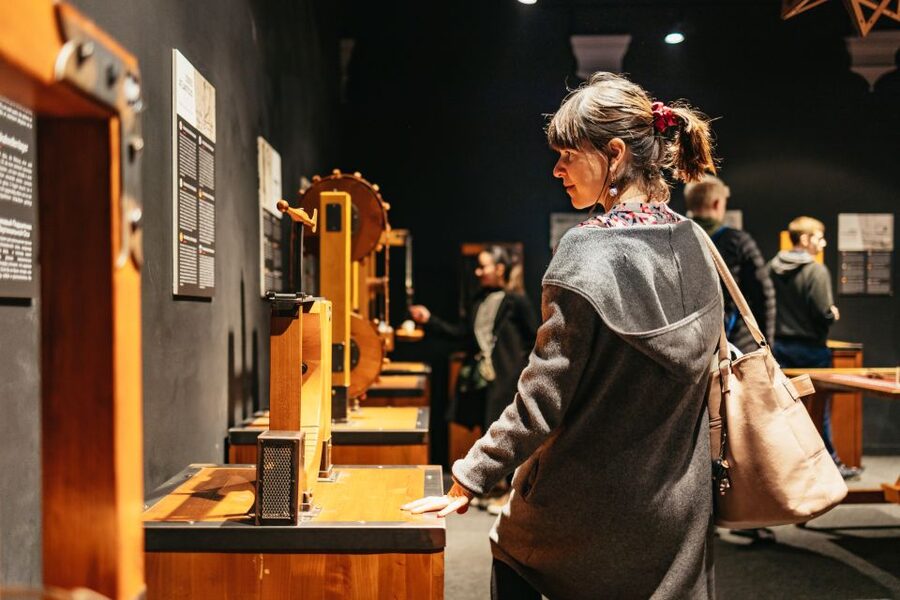 Florence: Leonardo Interactive Museum Entry Ticket - The hands-on machines you can try, from tank to printing press