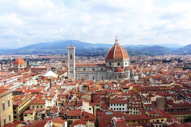 Florence: Luxury Duomo Cathedral Private Walking Tour - The Giotto Bell Tower Climb: Tight Steps, Good Payoff