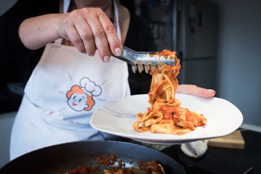 Florence: Market and Cooking Class at a Local's Home - The market walk: your shortcut to better Italian ingredients