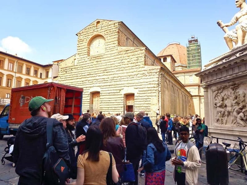 Florence: Medici Family Guided Walking Tour - Gelato wrap-up, and why a break helps the story land