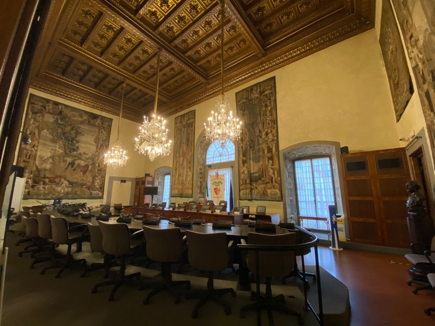 Florence: Medici Family History Tour - Languages, delivery style, and how to get the most out of the guide