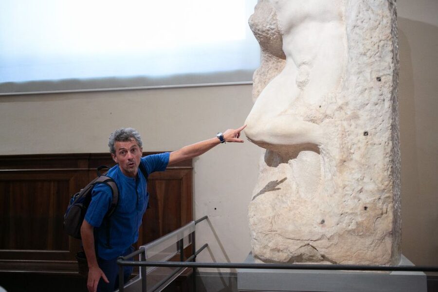 Florence: Michelangelo's David and Accademia Gallery Tour - Mario Gesu’s role: native Florentine plus performer energy