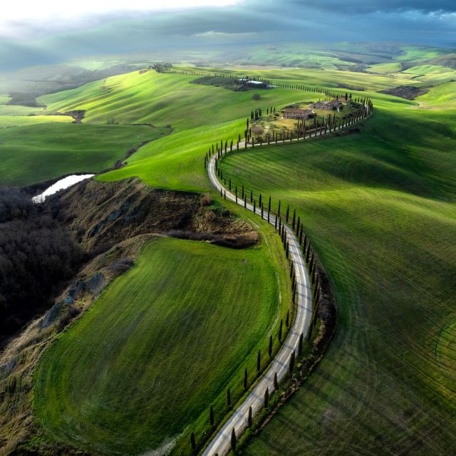 Florence: Monteriggioni & Val d'Orcia Optional Wine Tasting - Monteriggioni walls and the Templar Museum stop