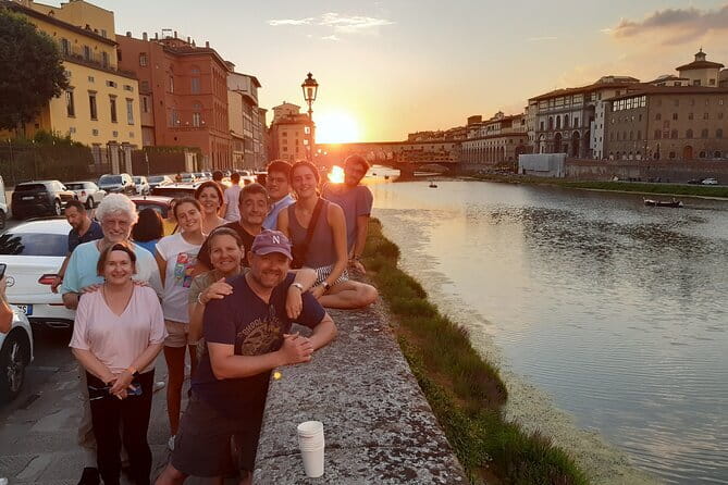 Florence Night Bike Tour with Wine and Aperitivo Picnic included - Key things that make this ride worth it