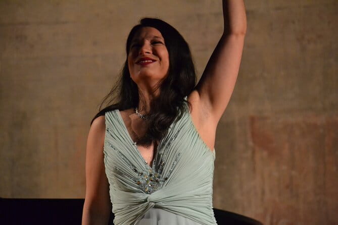 Florence Opera Concerts - The concert format: classic arias, piano accompaniment, clean and simple
