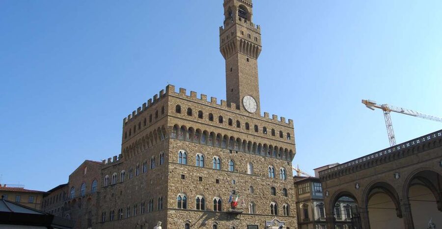 Florence: Palazzo Vecchio Guided Tour - What the 90-minute visit covers inside the palace