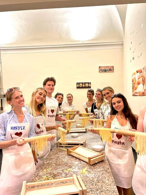 Florence: Pasta Class with Wine, Limoncello and Dessert - Wine, limoncello, and dessert: Tuscany in three sips