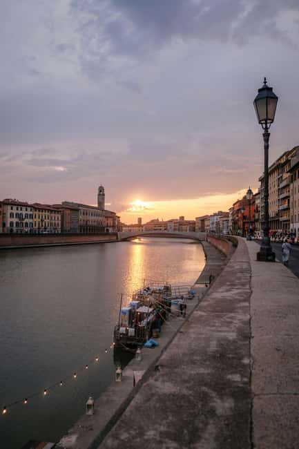 Florence: Pisa - Lucca Private Full Day Tour - Florence pickup and the drive that sets the tone