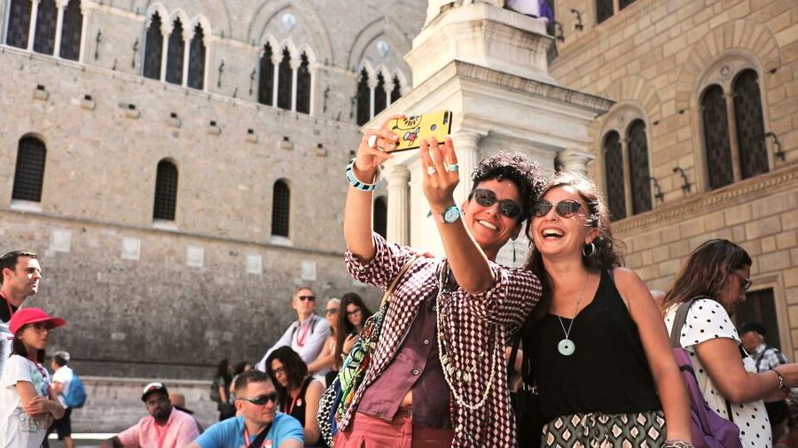 Florence: Pisa, Siena, S. Gimignano, Chianti Wine & Lunch - Meeting Piazzale Montelungo: The Part That Can Throw You Off