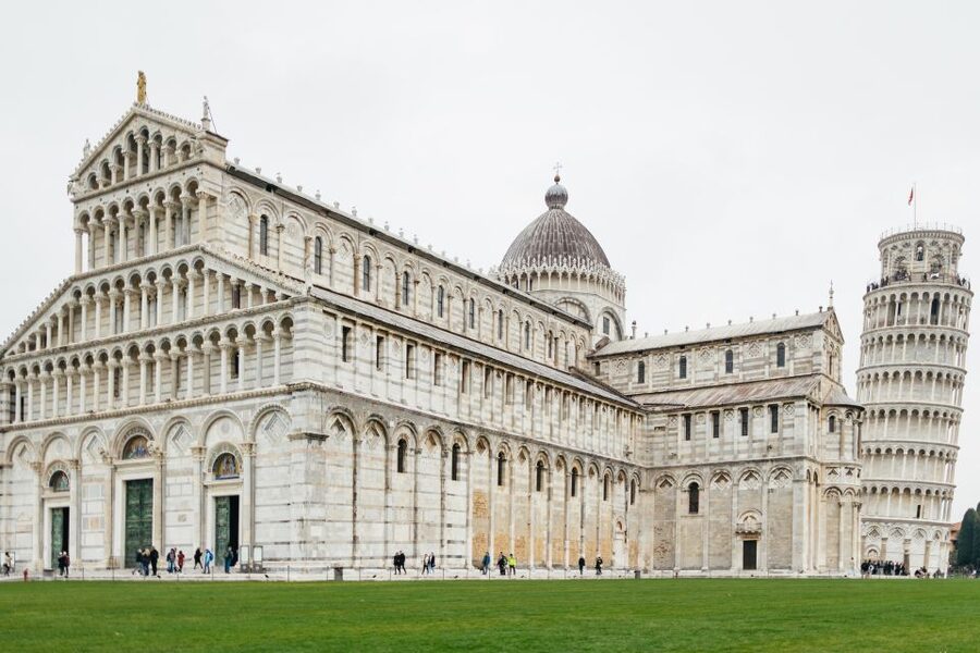 Florence: Pisa, Siena, San Gimignano, and Chianti Experience - San Gimignano: Cobblestones, Small Squares, and the Medieval Manhattan Feel