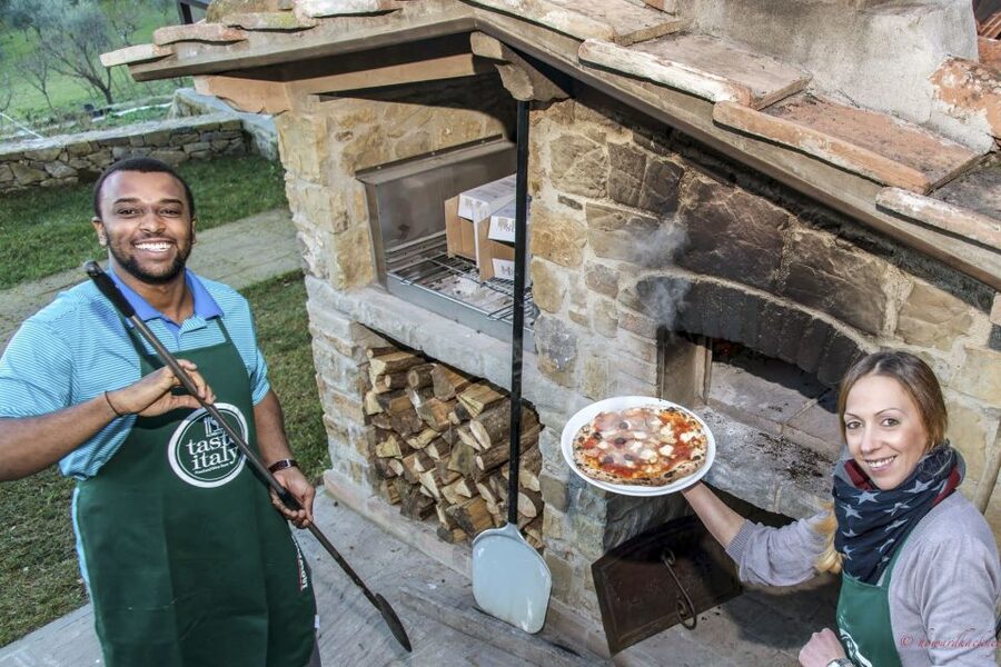 Florence: Pizza and Gelato Class at a Tuscan Farmhouse - A Tuscan Farmhouse Class That Feels Like Dinner Plus a Workshop