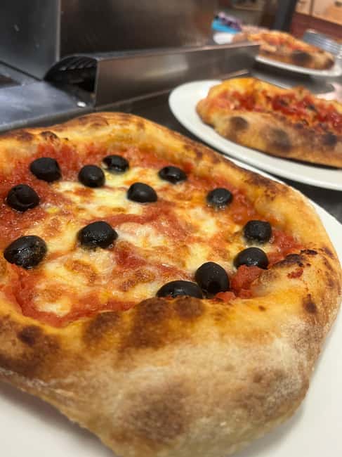 Florence: Pizza and Gelato Cooking Class - Eating What You Made: Wine, Beer, and Good Company