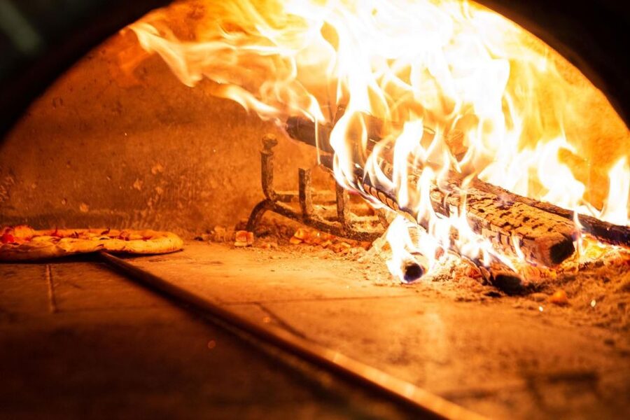 Florence: Pizza-Making and Gelato Experience - Hands-on pizza making with a true Florentine pizzaiolo