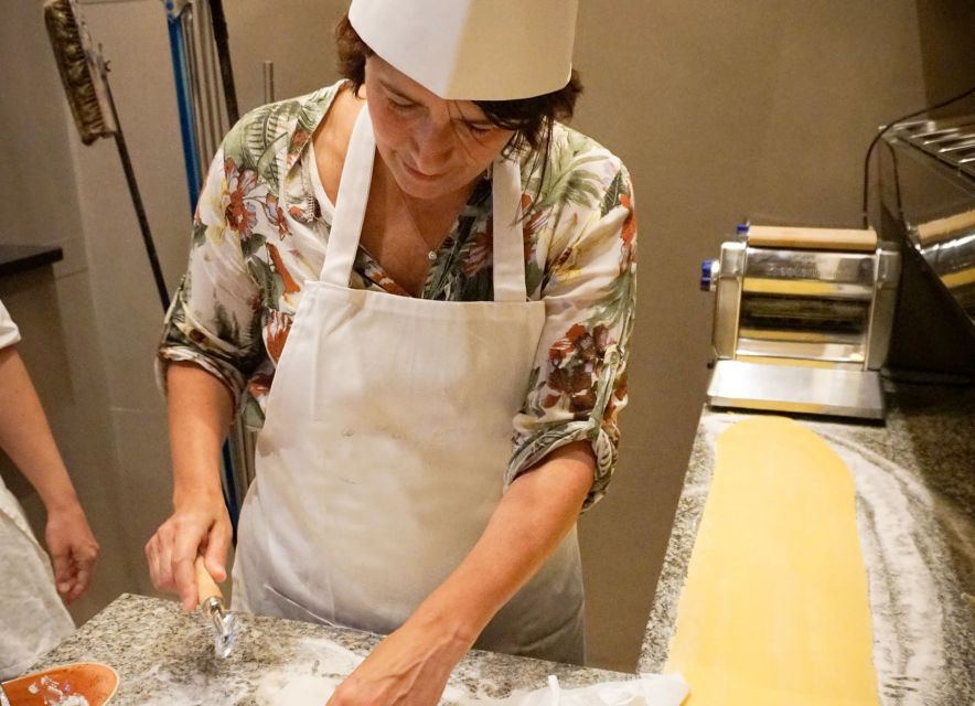 Florence: Pizza-Making and Gelato Experience - Gelato class: natural colors and the science of heating and freezing