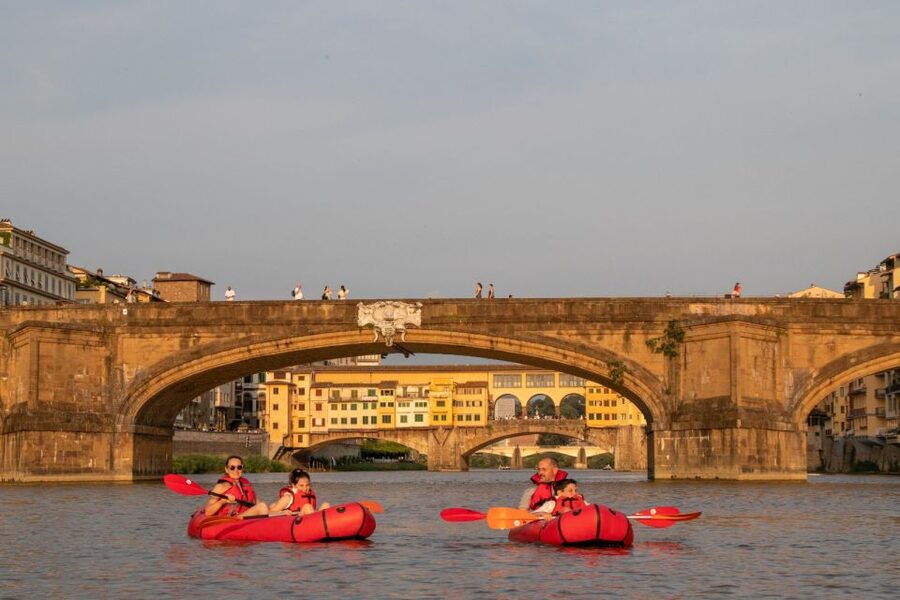 Florence: Ponte Vecchio and City Sights Guided Kayak Cruise - Meeting point by San Niccolò Tower: how to find it fast
