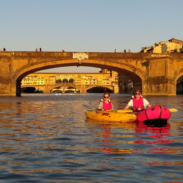 Florence: Ponte Vecchio and City Sights Guided Kayak Cruise - Arno bridge views: Uffizi, National Library, and Santa Trinita
