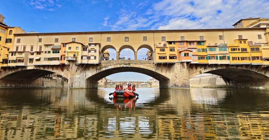 Florence: Pontevecchio Bridge and City Sights Rafting Cruise - Key Points That Make This Cruise Worth Your Time