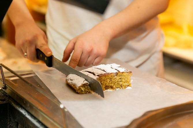 Florence Private Food Tour of 10+Tastings with Cheeses & Wines - Pace, comfort, and how to avoid feeling stuffed