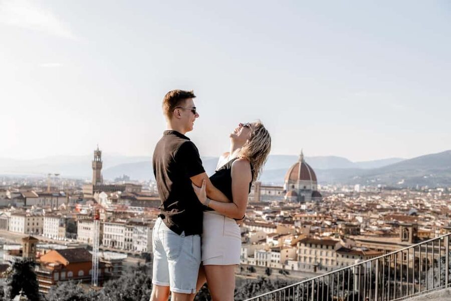 Florence: Private Photoshoot at Piazzale Michelangelo - Crowds, timing, and getting clean shots anyway