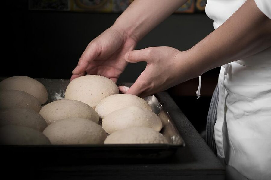 Florence: Private Pizza Making Class with Wine Tasting - The wood-fired oven experience: adjusting for the perfect cook