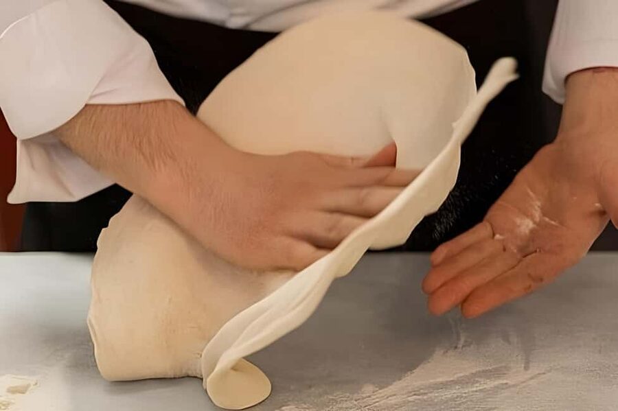 Florence: Private Pizza Making Class with Wine Tasting - Sitting down to eat: a small meal that actually feels complete