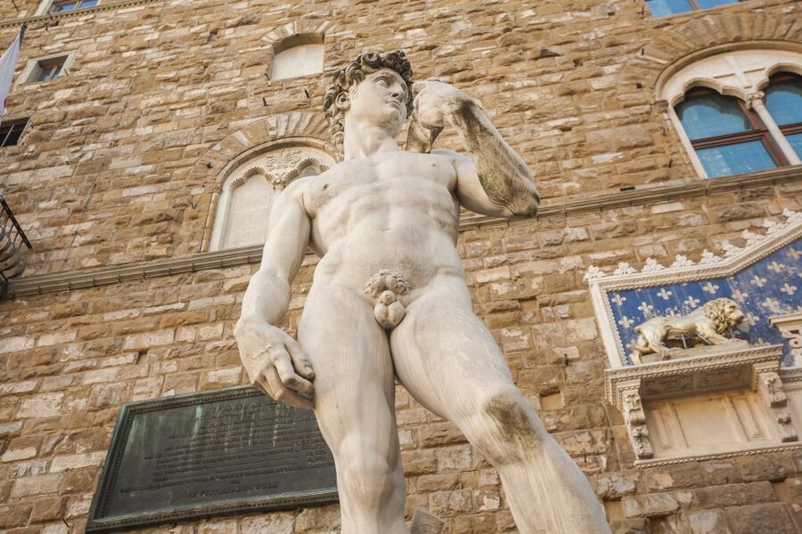 Florence: Private Walking Tour of Florence's Hidden Gems - Via Maggio and Via de’ Tornabuoni: where Florence looks stylish