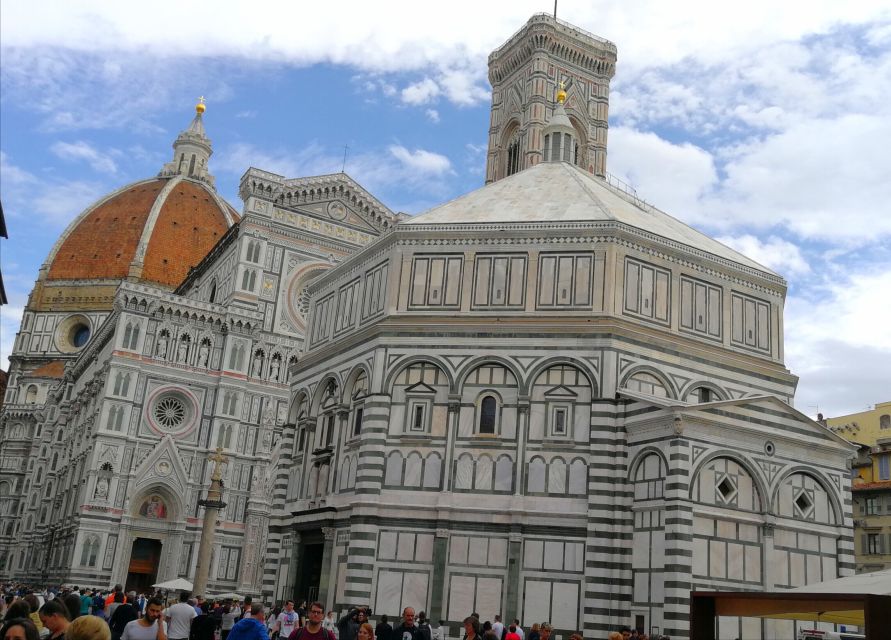 Florence: Private Walking Tour with a Local Guide - Piazza Duomo to Piazza della Repubblica: Faith and Civic Power in the Same Breath