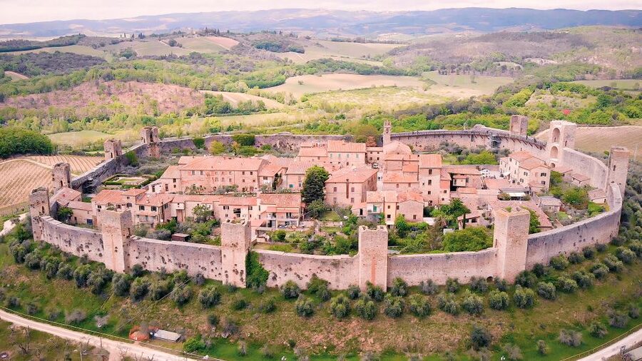Florence: S. Gimignano, Siena, Chianti & Wine Tasting Lunch - San Gimignano free time: towers, walls, and how to spend 2 hours well