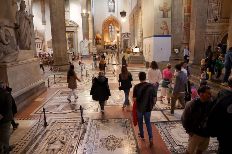 Florence: Santa Croce Church Tour with Entry Ticket - The inside tour: tombs, chapels, and the Temple of the Italian Glories