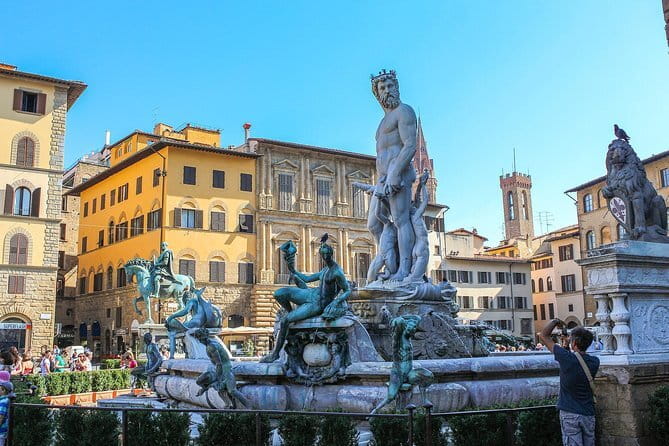 Florence Semi-Private Gelato Making Experience with Max 6 People - Meet the Pro: Vetulio Bondi and the Shop-Real Storytelling