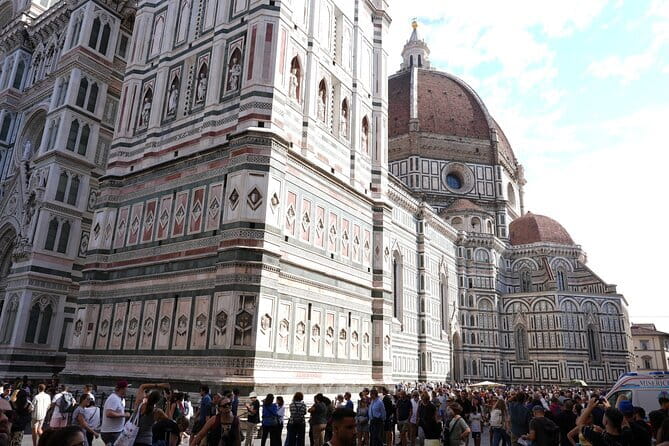 Florence: Skip the Line Duomo Express Tour - The pace: fast, guided, then free time to make it your own