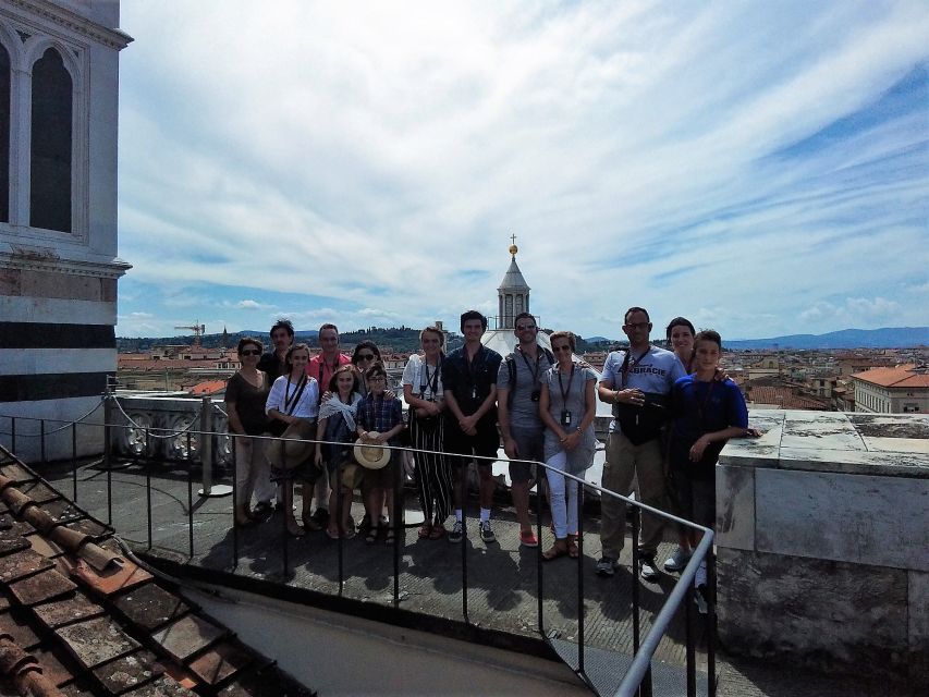 Florence: Skip-the-Line Duomo Guided Tour and Rooftop Dome - Why the guide can make or break the experience (and how small group pacing helps)