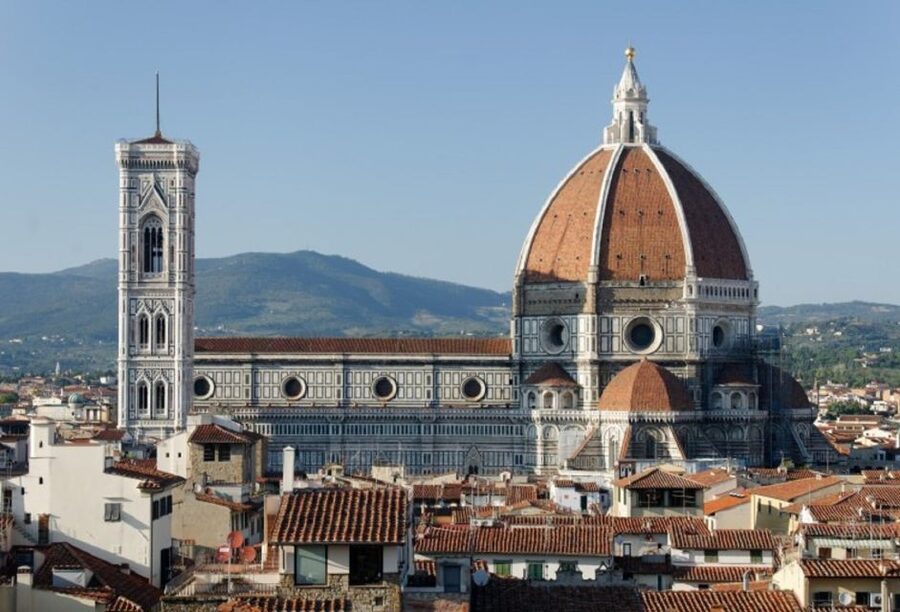 Florence: Small-Group Walking Tour with David and Duomo - Starting at Cafe Rivoire: how this tour gets your Florence bearings fast