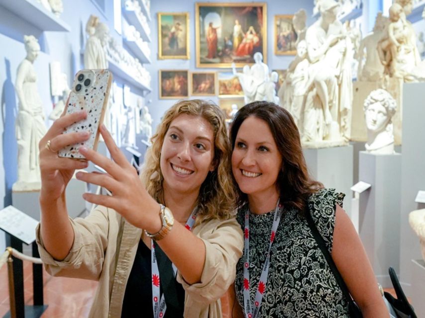Florence: Statue of David Evening Tour - What to bring (and what to leave behind)