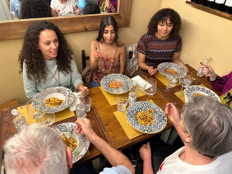 Florence: Street Food Tour with Wine & Local Guide - Walking the Duomo Area and Ponte Vecchio Without Getting Lost