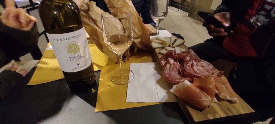 Florence: Sunset Sightseeing Tour and Wine Tasting - Winery stop and Chianti tasting: what the 45 minutes feels like