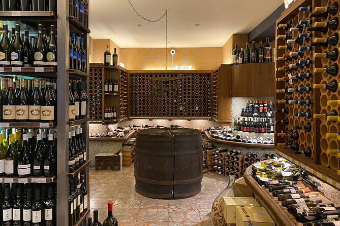 Florence Sunset Wine Tour - First tasting stop: aperitivo style wine and crostini