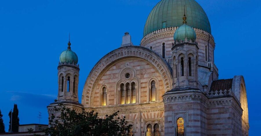 Florence: Synagogue and Jewish Museum Entry Ticket - Start with the big clue: the synagogue’s green dome and exterior mood