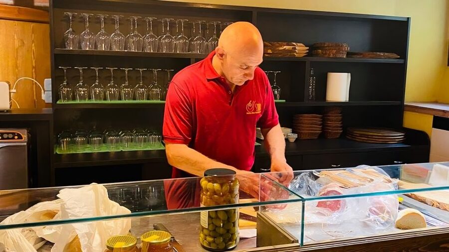 Florence: Taste of Tuscany Wine and Local Food Tour - What You Learn About Tuscan Wine and Local Food Traditions