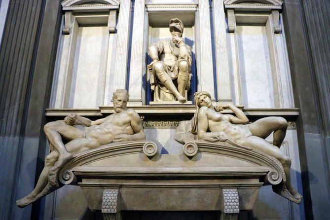 Florence - The Medici's Private Walking Tour - Piazza del Duomo: the cathedral ensemble, with the Medici lens