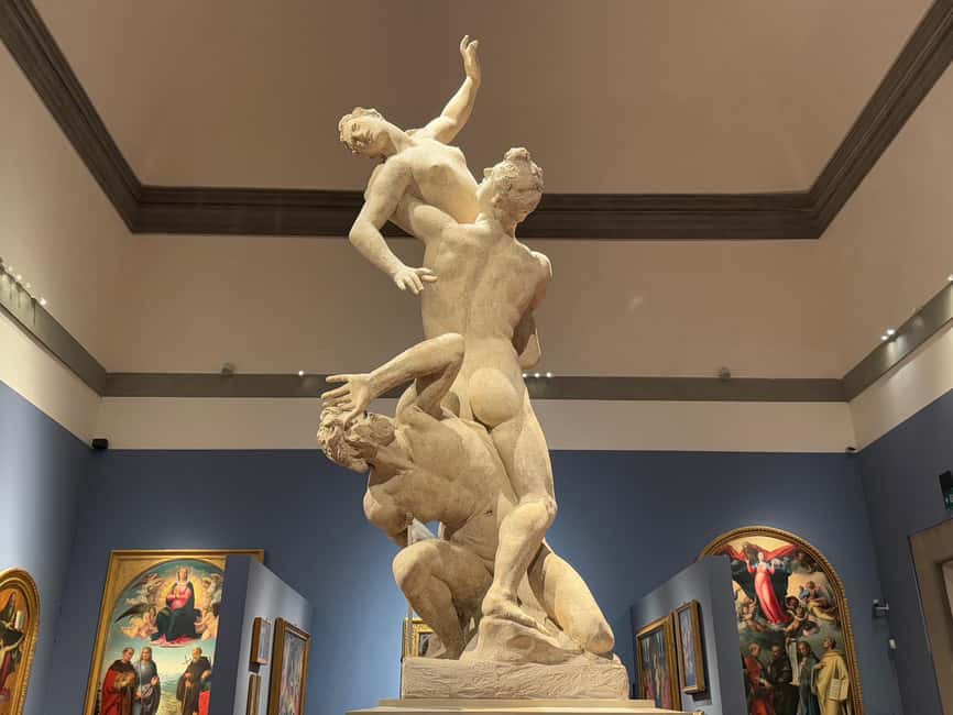 Florence: Tickets to See Michaelangelo's David - How fast-track entry and security checks usually play out