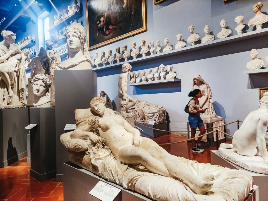 Florence: Timed Entry Ticket to Michelangelo's David & eBook - Timed Entry to the Accademia, Without the Ticket Office Chaos
