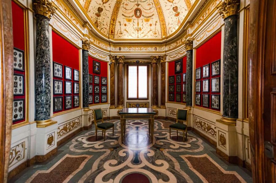 Florence: Timed Entry to Uffizi with Optional Audio Guide - Who this is best for (and who should consider another option)