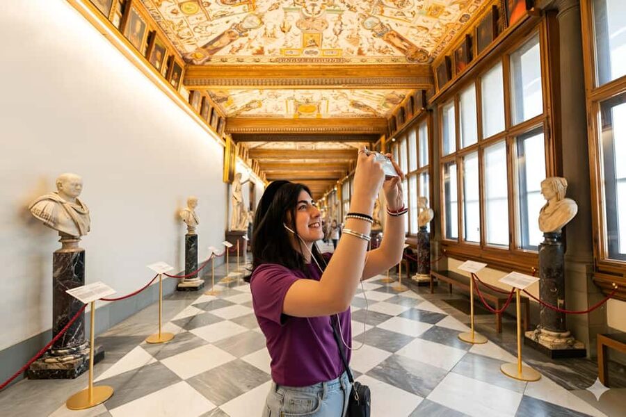 Florence: Timed Entry to Uffizi with Optional Audio Guide - Price and what you are really paying for