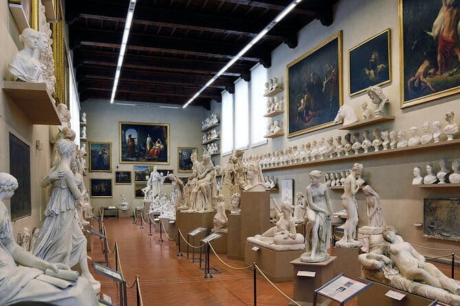 Florence Tour: Michelangelo's David and Historic Center - Why Michelangelo’s David Works So Well in This Format