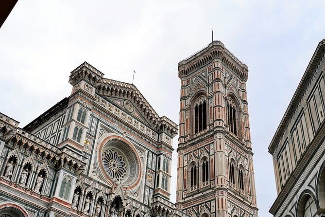 Florence tour of the historic center. Stories, legends and gossip - Palazzo Antinori: Renaissance architecture from the outside, with local trade context