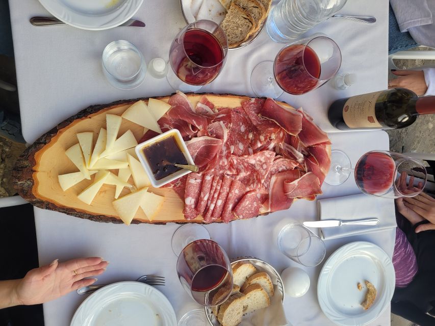 Florence: Tuscany Bike Tour with Wine & Olive Oil - Food and wine: what to expect, how to handle rain, and what to bring