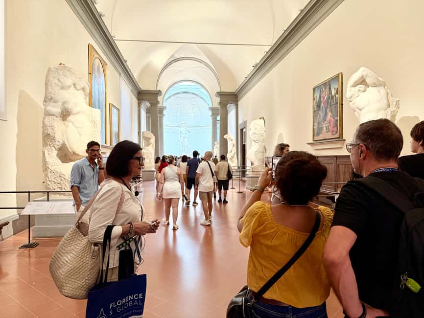 Florence: Uffizi & Accademia Small Group Walking Tour - Why Florence needs a guide for these two museums