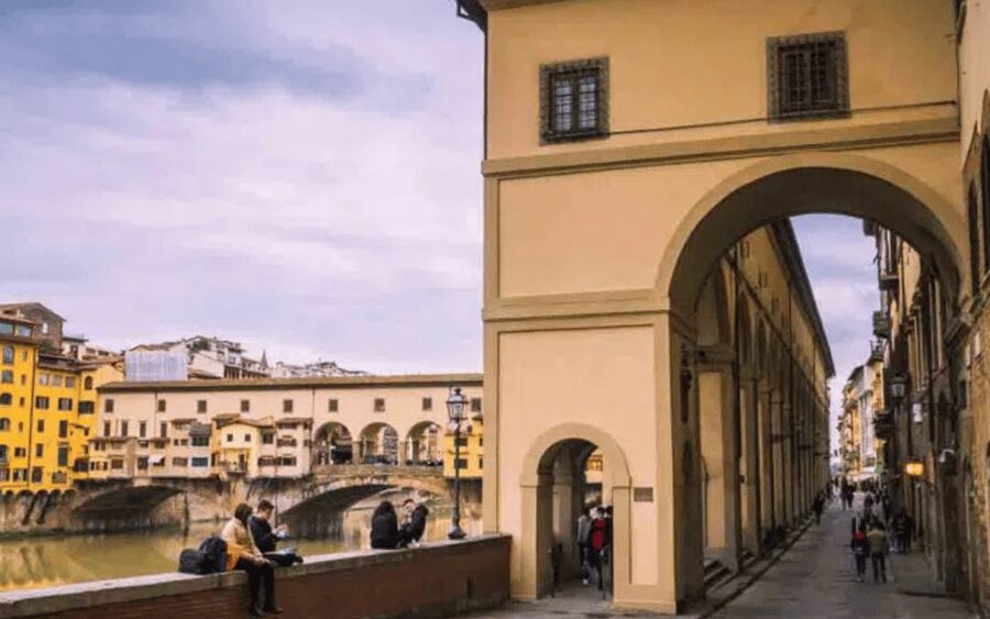 Florence: Uffizi Gallery and Vasari Corridor Private Tour - Price and value: is $271 per person worth it?