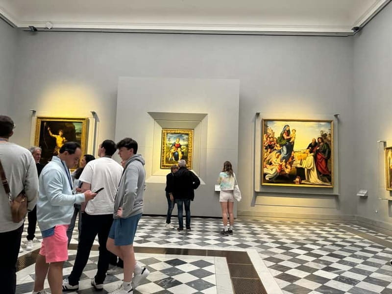 Florence: Uffizi Gallery Fast-Track Ticket - Getting the timing right in Florence: security, entry flow, and sanity